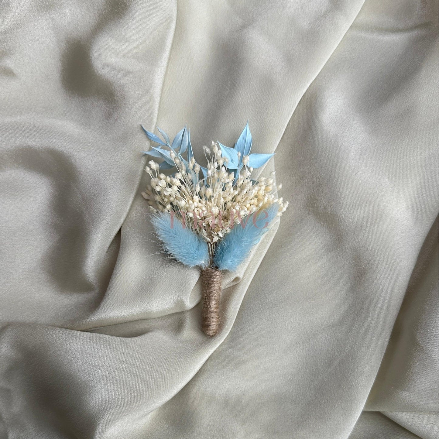 buttonhole - bronze collection