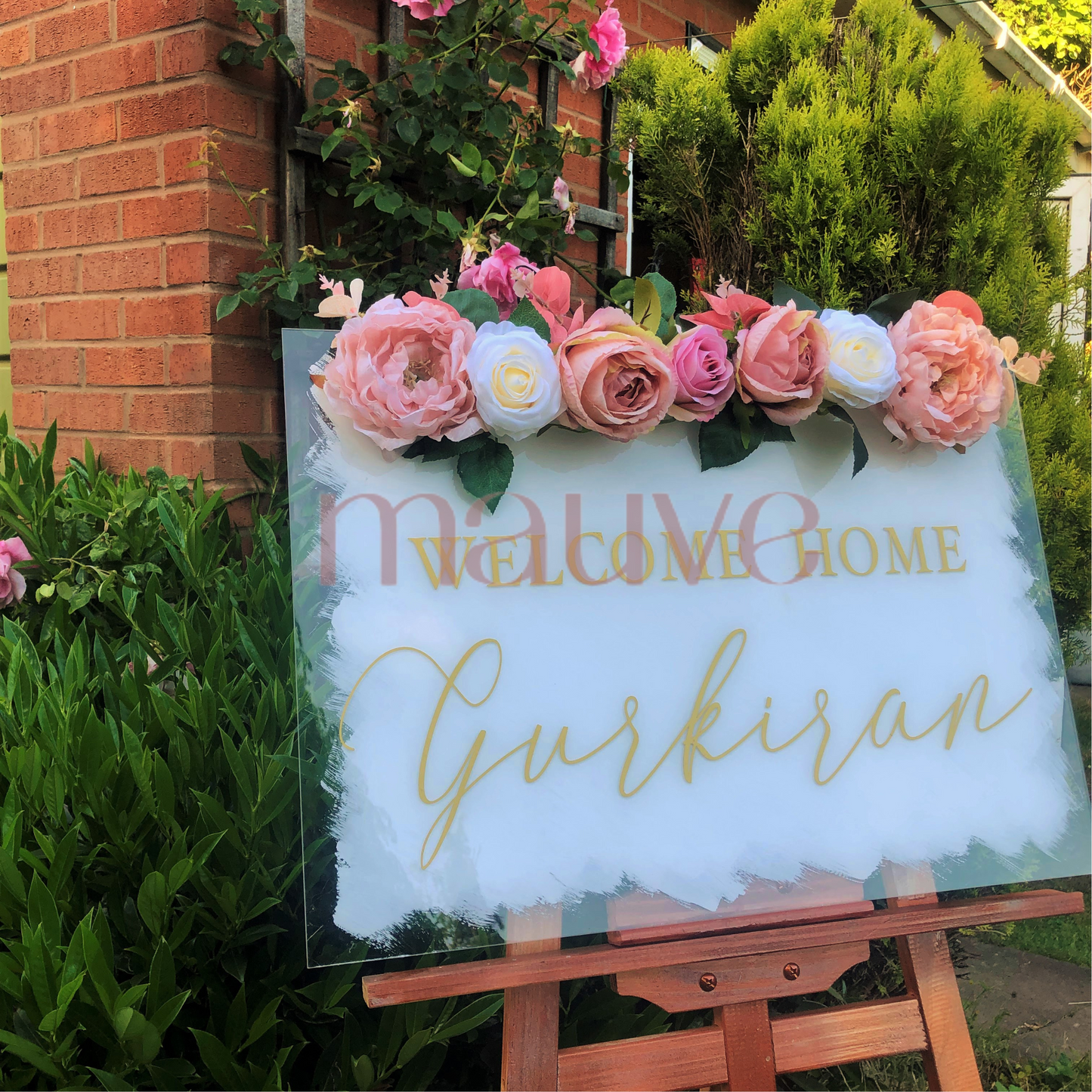 welcome sign